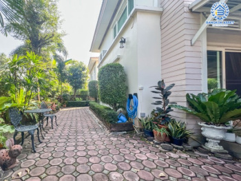 *****บ้านเดี่ยวมือสองนนทบุรี แบรนด์คุณภาพ Q.House ม.คาซ่าวิลล์ ราชพฤกษ์-แจ้งวัฒนะ เนื้อที่ 61 ตร.ว. ฟังก์ชัน 3 ห้องนอน 3 ห้องน้ำ บ้านพร้อมอยู่ บนทำเลเดินทางสะดวก เชื่อมต่อถนนหลายเส้นทาง หน้าโครงการติดถนนราชพฤกษ์ ใกล้รถไฟฟ้า " คลองบางไผ่ " และ จุดขึ้นทางด่วน "ศรีรัช"